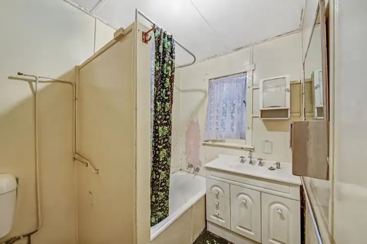 Sixth view of Homely house listing, 7 Gallipoli Ave, Blackwall NSW 2256