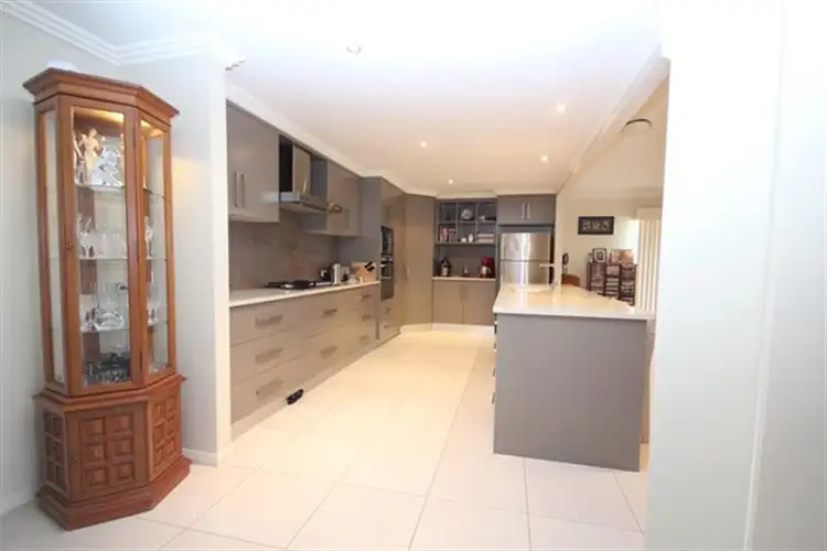 Fifth view of Homely house listing, 19 Glenabbey  Dr, Dubbo NSW 2830