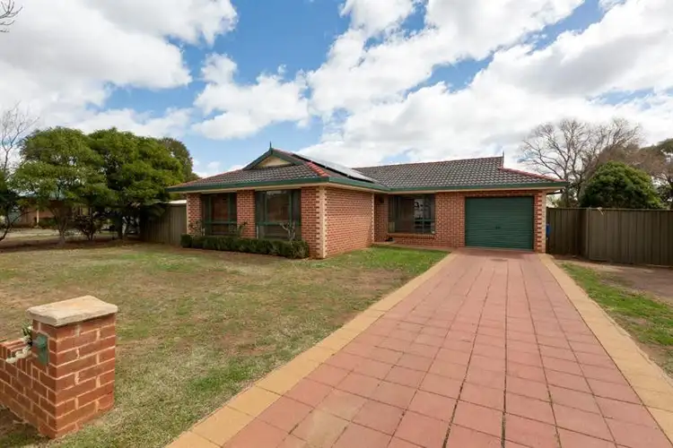 33 Websdale Dr, Dubbo NSW 2830