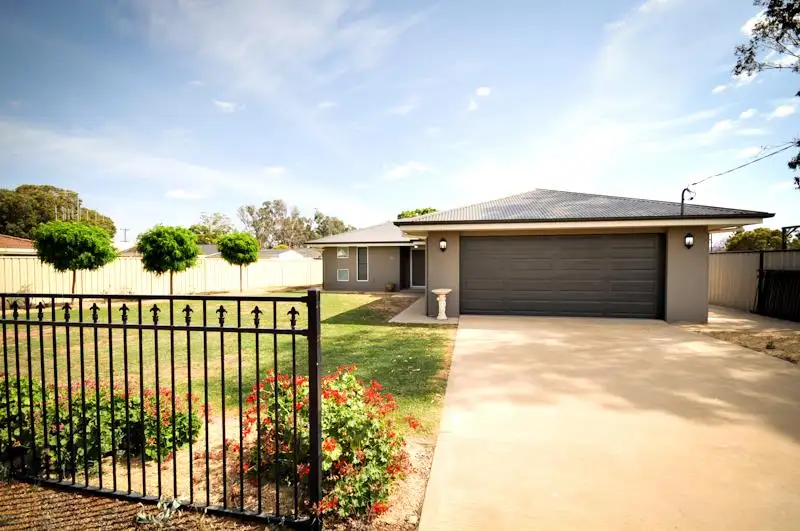 Main view of Homely house listing, 102 Moss Ave, Narromine NSW 2821