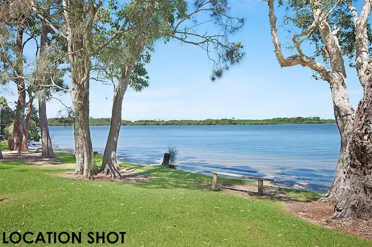 12 William Cl, Lemon Tree Passage NSW 2319
