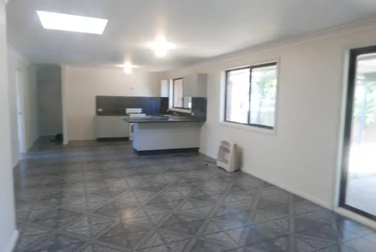 2A Surrey Ave, Collaroy NSW 2097