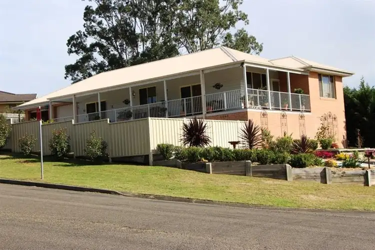 27 Henderson St, Gloucester NSW 2422