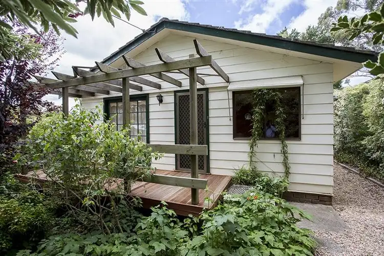 19 Hill St, Bundanoon NSW 2578
