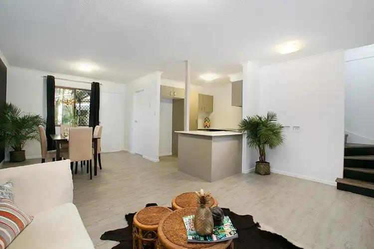 Third view of Homely townhouse listing, 2/27 Brassey St, Fairfield QLD 4103
