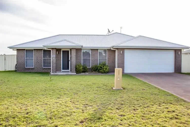 25 Cobbity Ave, Dubbo NSW 2830