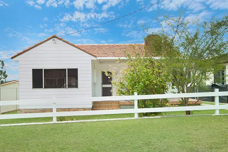 Main view of Homely house listing, 3 Ada St, Cardiff South NSW 2285