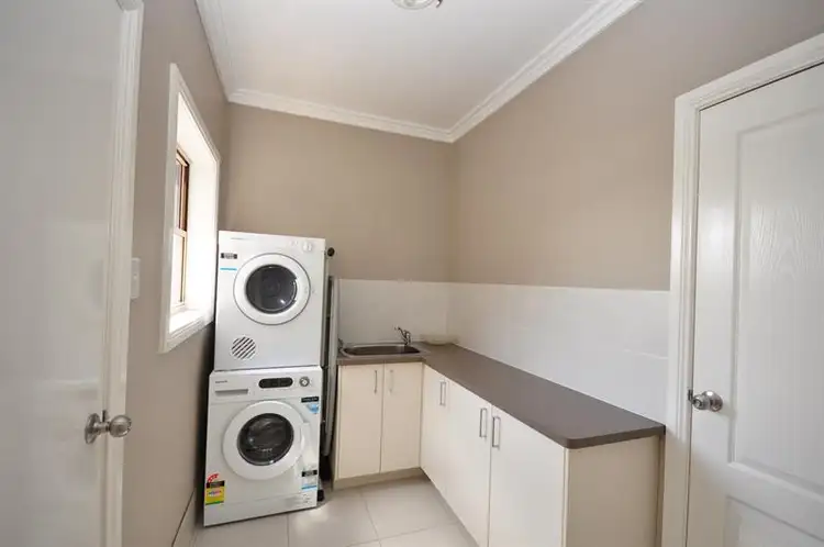 Sixth view of Homely unit listing, 2/105 March St, Orange NSW 2800