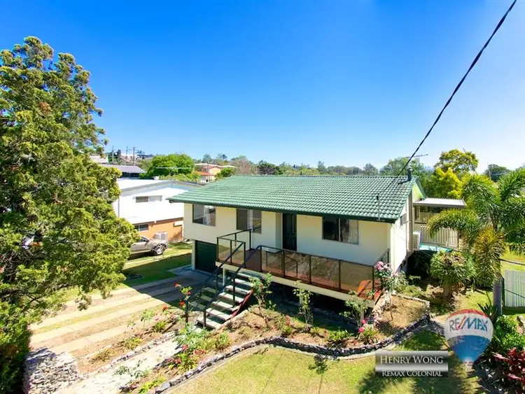 8 Kiparra St, Mansfield QLD 4122