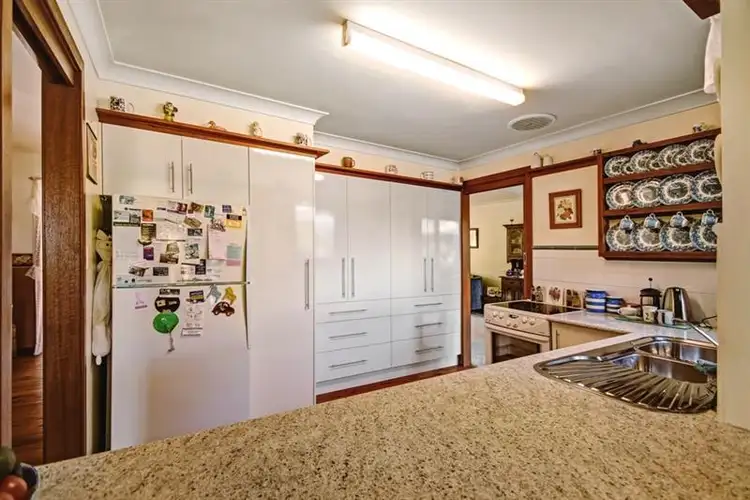 Fourth view of Homely house listing, 39 Eridge Park Rd, Burradoo NSW 2576
