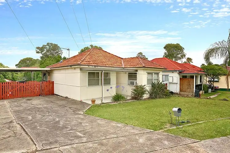 9a Gurney Rd, Chester Hill NSW 2162