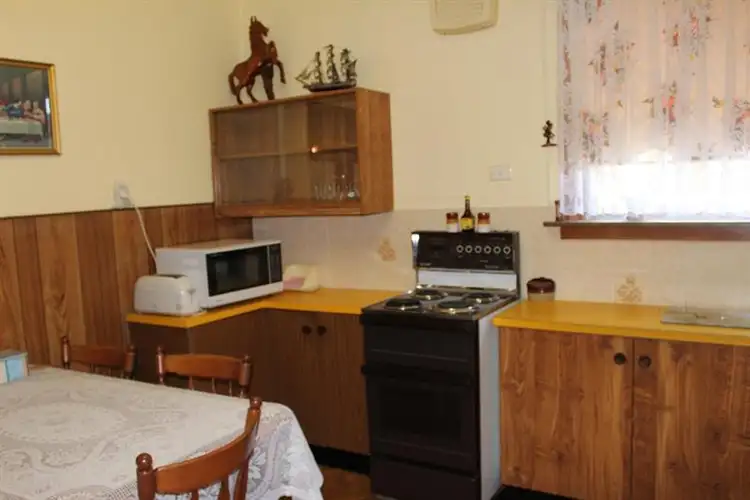 Sixth view of Homely house listing, 516 Kotthoff St, Lavington NSW 2641