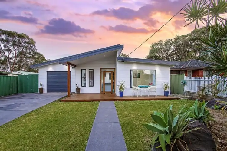 96 Mcmasters Rd, Woy Woy NSW 2256