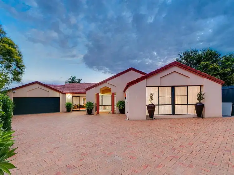 6 Mockingbird Ct, Wishart QLD 4122