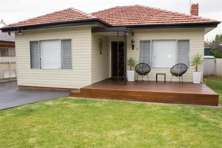 13 Hutchins Ave, Dubbo NSW 2830