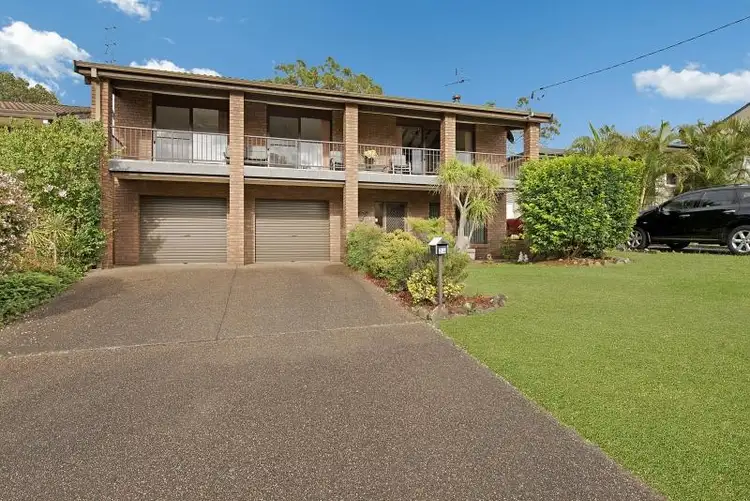 24 Grandview Pde, Gorokan NSW 2263