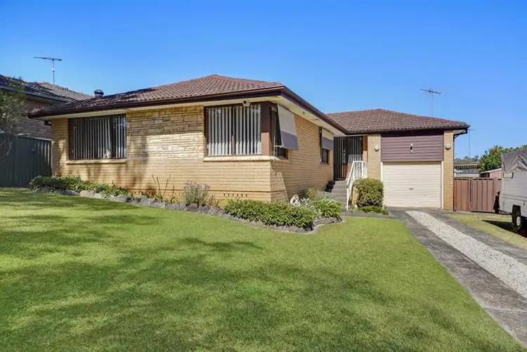 60 Campbellfield Ave, Bradbury NSW 2560