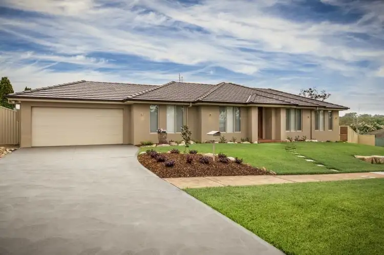 327 Warnervale Rd, Hamlyn Terrace NSW 2259