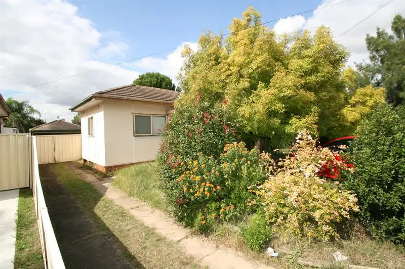 Main view of Homely house listing, 8 Leonard St, Colyton NSW 2760