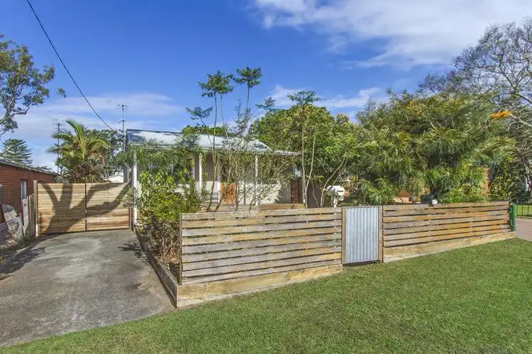 52 Collareen St, Ettalong Beach NSW 2257