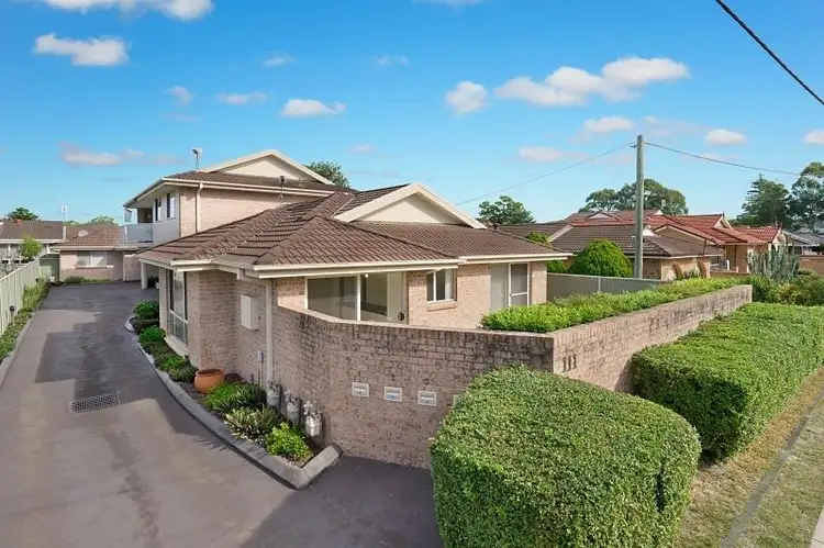 1/111 Rawson Rd, Woy Woy NSW 2256