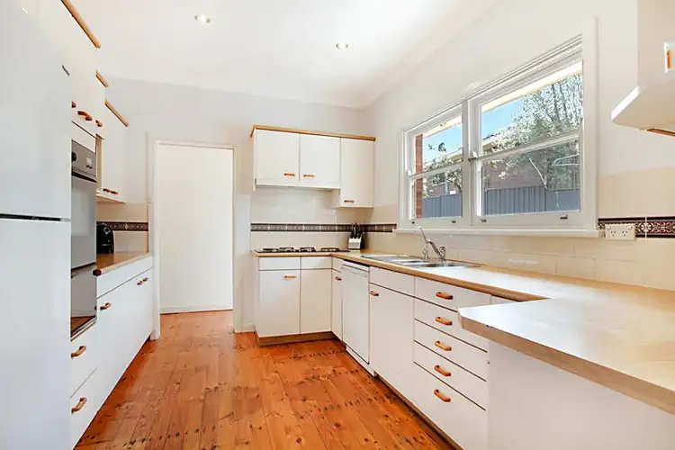 Fourth view of Homely house listing, 8 Uther Ave, Bradbury NSW 2560