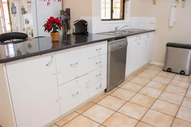 Fifth view of Homely house listing, 6 Treverrow Ct, Dubbo NSW 2830