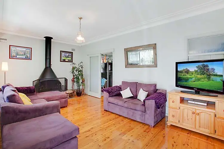 Second view of Homely house listing, 8 Saywell Rd, Macquarie Fields NSW 2564