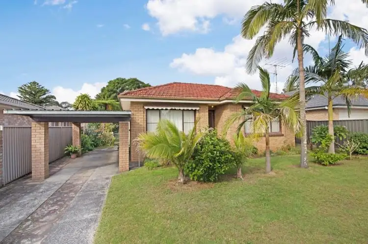 44 Cogra Rd, Woy Woy NSW 2256
