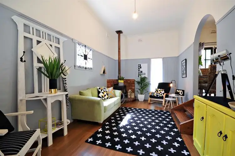 6 Sterling  St, Dubbo NSW 2830