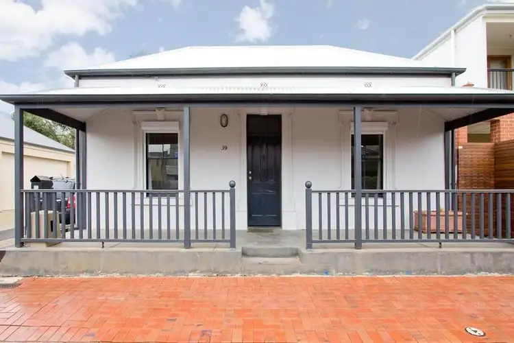 39 Pickering St, Brompton SA 5007