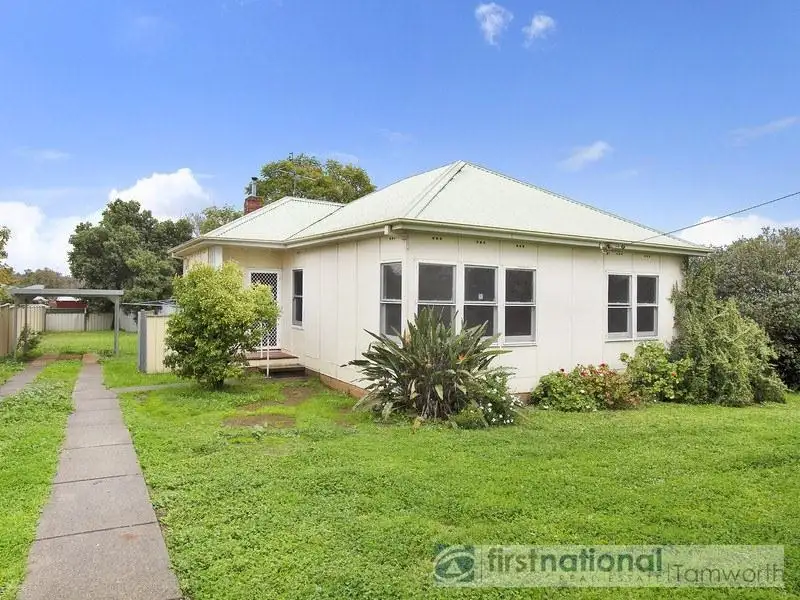 Main view of Homely house listing, 3 Parry St, Tamworth NSW 2340