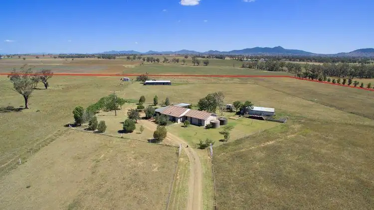 75 Glenara Rd, Tamworth NSW 2340