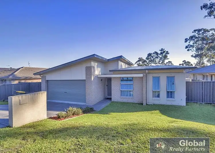 7 Aston Ave, Cessnock NSW 2325