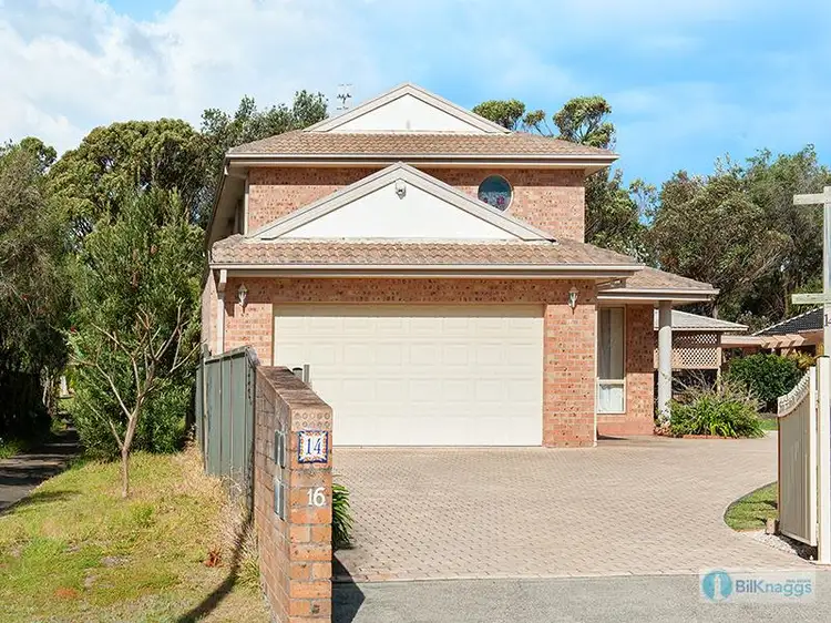 16 Legana Cl, Fingal Bay NSW 2315