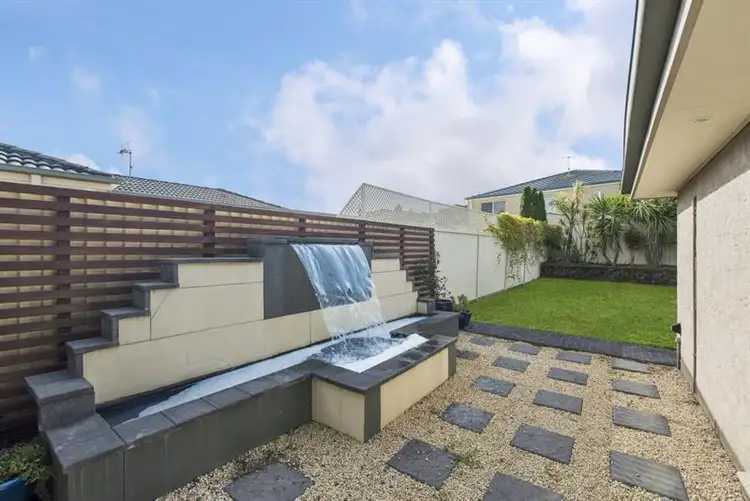 Second view of Homely house listing, 10 Viewmont Way, Woongarrah NSW 2259