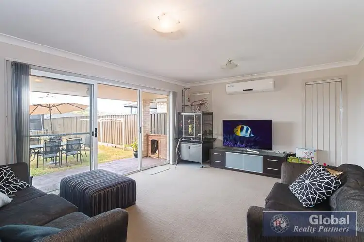 Second view of Homely house listing, 6 Hepburn Cl, Rutherford NSW 2320