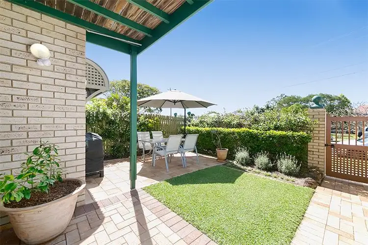 Second view of Homely townhouse listing, 5/177 Ekibin Road East Rd, Tarragindi QLD 4121