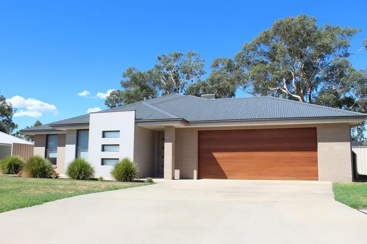 13 Pech Ave, Jindera NSW 2642