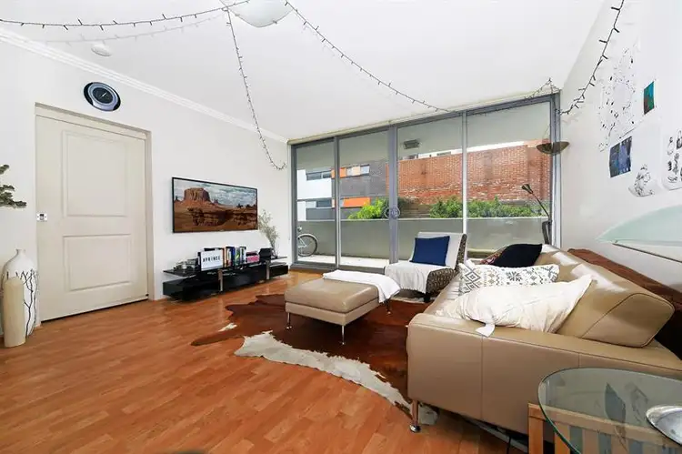 Main view of Homely apartment listing, 4/1-11 Murray St, Waterloo NSW 2017