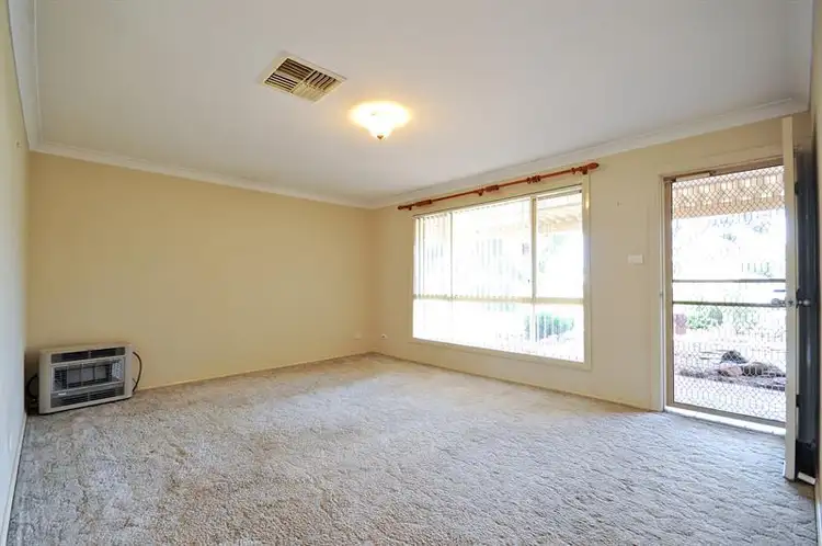 Fifth view of Homely house listing, 7 Gregory Ct, Dubbo NSW 2830