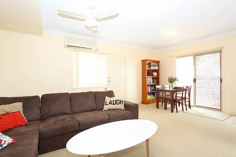 Sixth view of Homely townhouse listing, 2/20 Livingstone St, Yeerongpilly QLD 4105