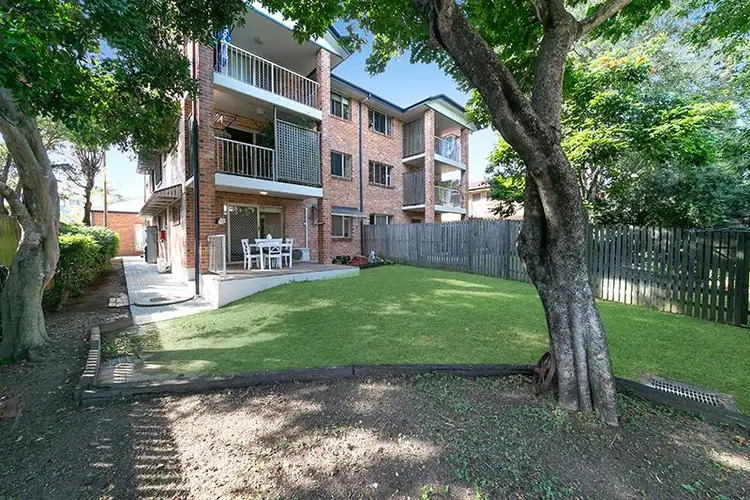 Second view of Homely unit listing, 2/17 Christensen St, Yeronga QLD 4104