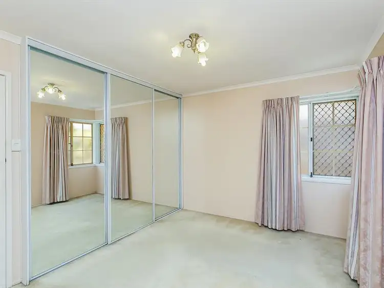 Fifth view of Homely house listing, 28 Malmrose St, Wishart QLD 4122