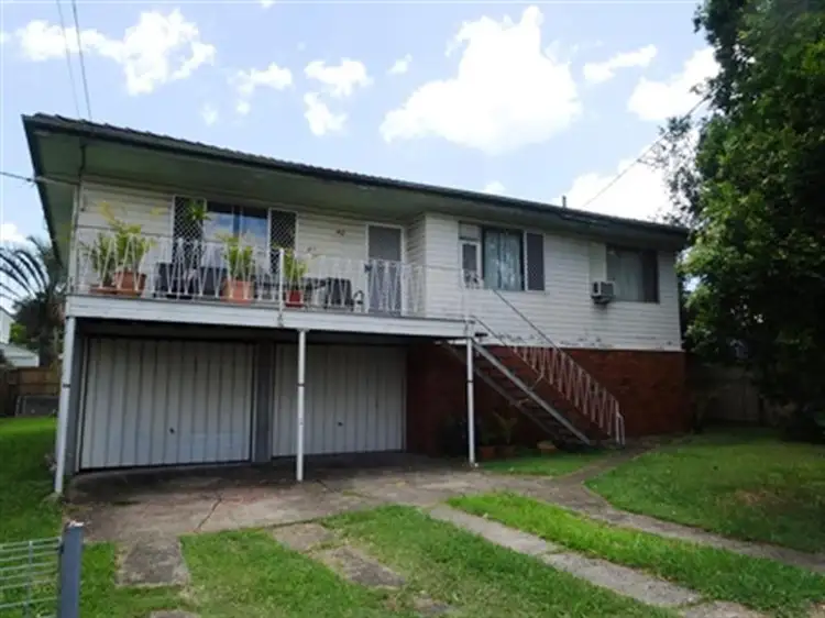 40 Oak St, Hawthorne QLD 4171