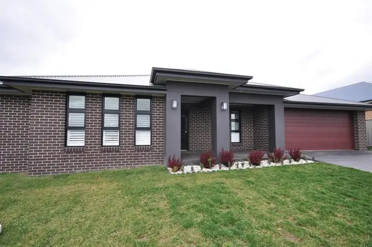 1A Jasper St, Orange NSW 2800