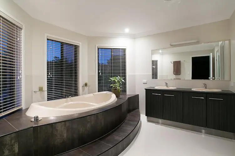 Fifth view of Homely house listing, 89 Victoria St, Fairfield QLD 4103