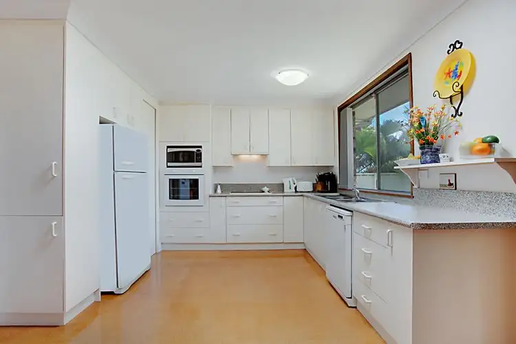 Fourth view of Homely house listing, 32 Aminya Cres, Bradbury NSW 2560