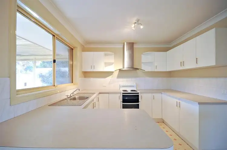 Second view of Homely house listing, 7 Gregory Ct, Dubbo NSW 2830