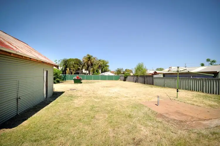 Fifth view of Homely house listing, 1 Quinn  St, Dubbo NSW 2830